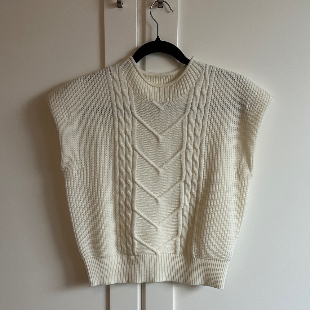 Commense Ivory Cable Knit Sweater